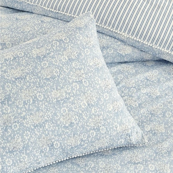 Peri Home Ikat Eyelet Duvet Set Queen - Picture 3 of 10